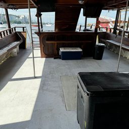 Escuna 40 até 100 pessoas 3