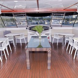Catamarã até 60 pessoas 7