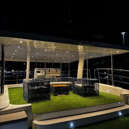 Catamarã até 65 pessoas 8
